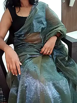 Cutie_babes01's cam snapshot