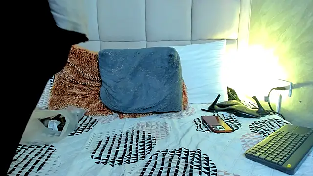 Hecatee_77 live sex cam