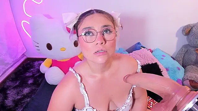 CassieBigass_ live sex cam