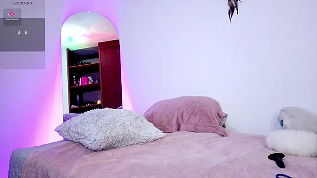 Lia_Tinez's cam snapshot