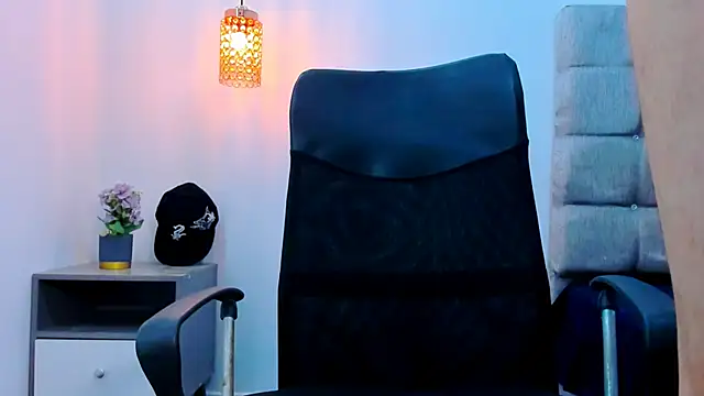 Br4ndxpimm live sex cam