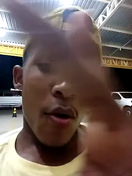 Thasmien live sex cam