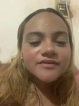 ayla0881 live sex cam