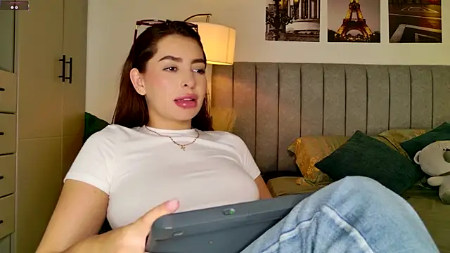 caralella live sex cam