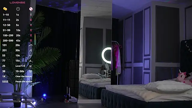 MissKiarra live sex cam