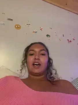 QueenNefertiti's cam snapshot