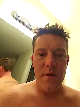 Bigtater1999 live sex cam