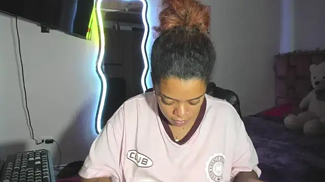 ladyrd1 live sex cam