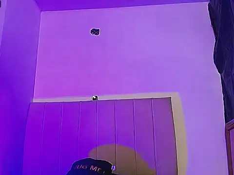 Holistic_Ambrita's cam snapshot