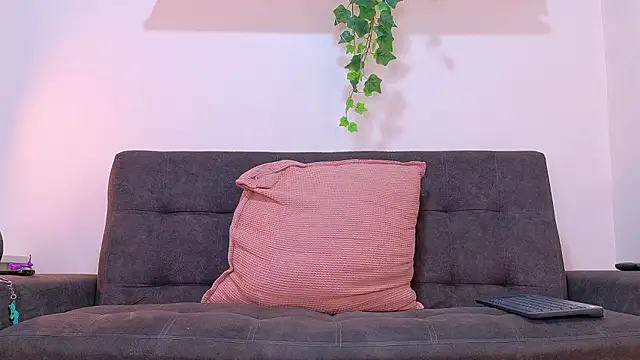 TiffValentinee_ live sex cam