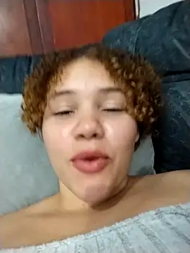 SirenRouge_69's cam snapshot