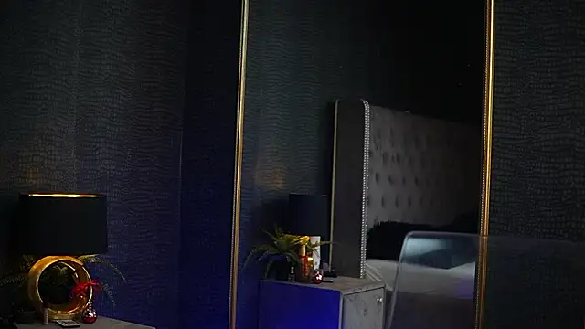 GiaEasyIce's cam snapshot