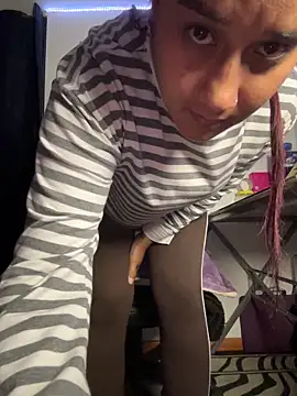 Cafeziitha02 live sex cam