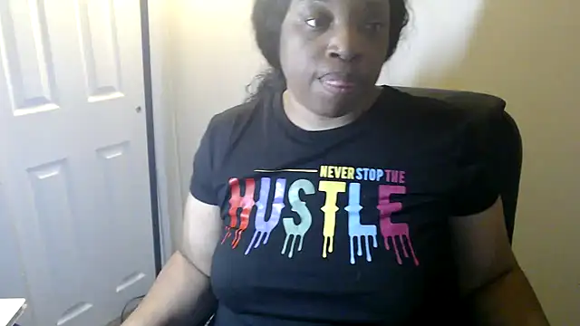 Sexymona1218's cam snapshot