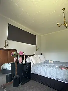 ZoeyJohnson live sex cam