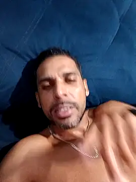 Gato20026 live sex cam