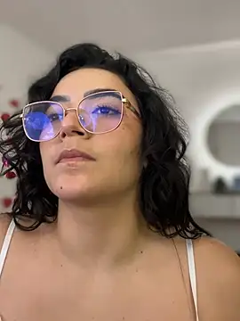 Lia_flowers live sex cam