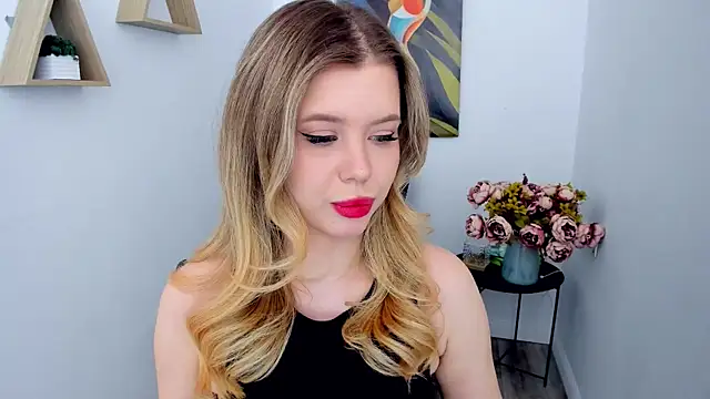FollowLovee live sex cam