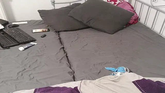 StephPra94 live sex cam