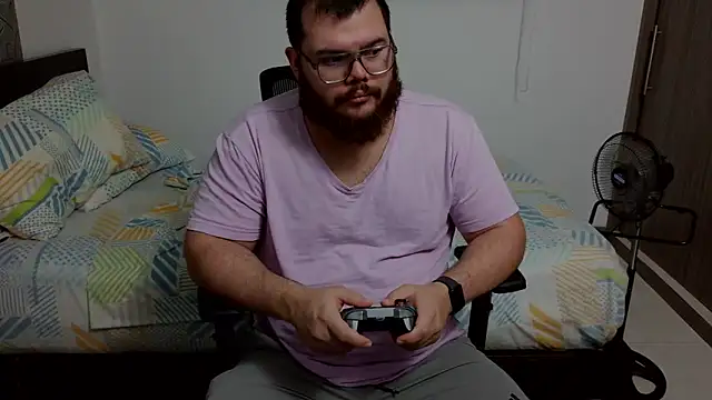 Edmund98 live sex cam