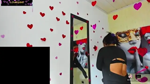 Charis_21's cam snapshot