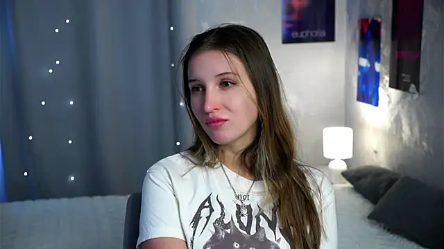 AshelyPeakes's cam snapshot