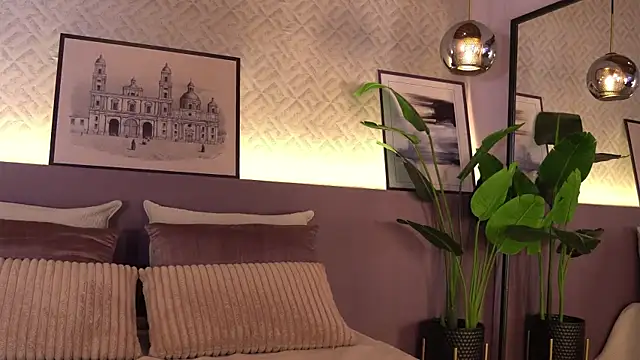 ElleDiane live sex cam