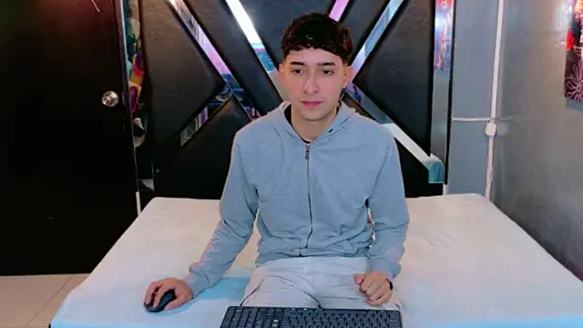 Kygo_Williams live sex cam