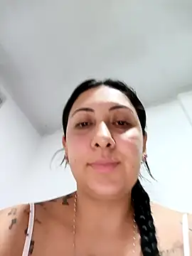 You-kitty2025 live sex cam