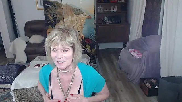 SindeeDix live sex cam