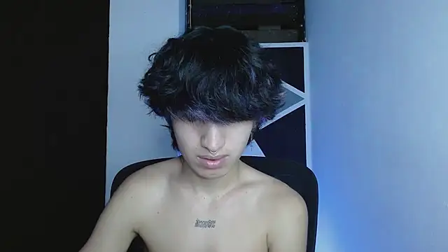 littlextreme live sex cam