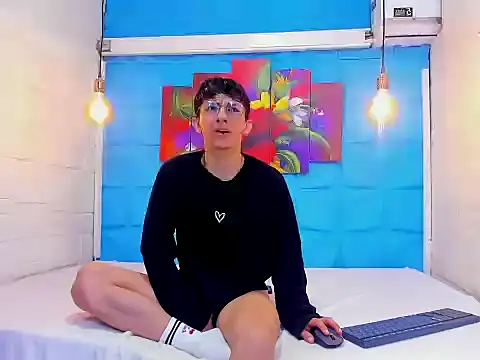 ElanGiraldo live sex cam