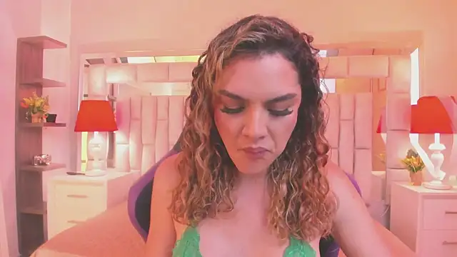 mariiahneedles live sex cam