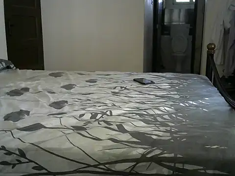 sixfeetslim live sex cam