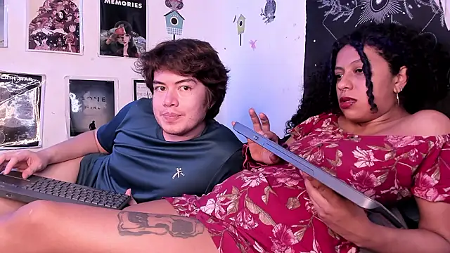 hothoneychile live sex cam