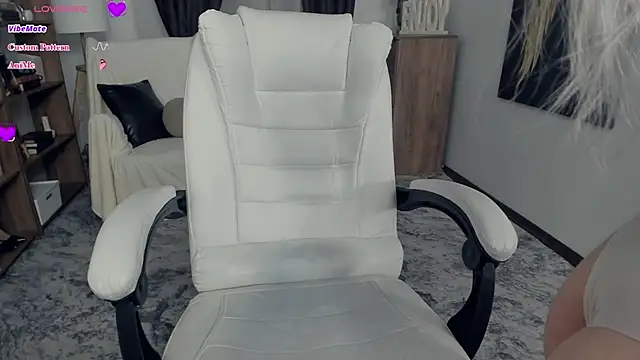 KristalCrowner's cam snapshot