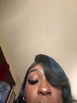 MidnightChanel's cam snapshot