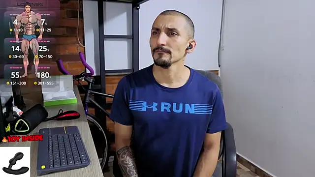 Marck_Muscle's cam snapshot