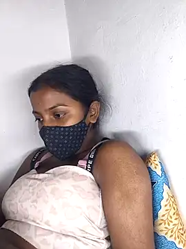 Royal-girl78's cam snapshot