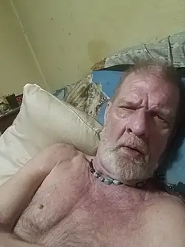 cmagic9's cam snapshot