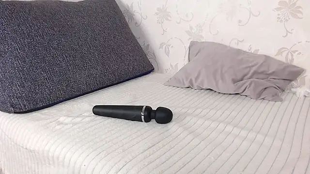 sofiaa_here's cam snapshot