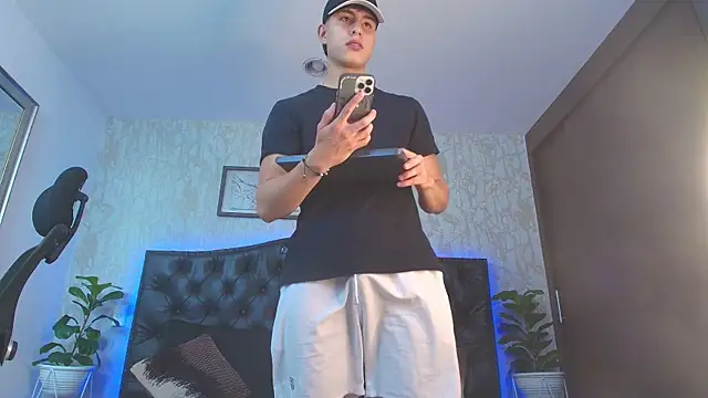 Lander_Cruz live sex cam