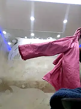 amira_moon18's cam snapshot