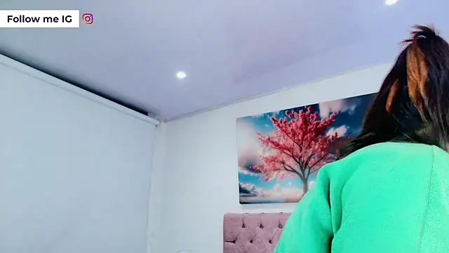 Emma_monserrat's cam snapshot