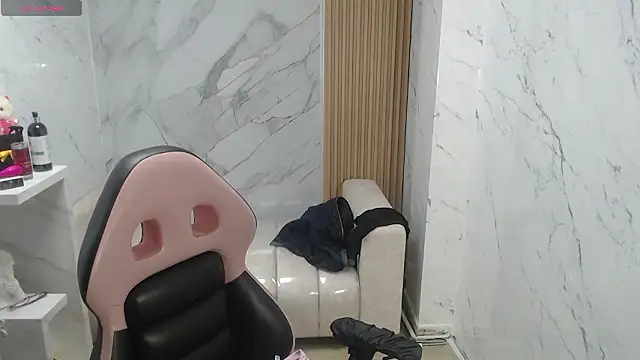 gabriella_storm_tf's cam snapshot