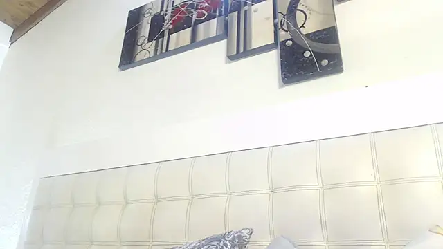 _Pamela_doll's cam snapshot