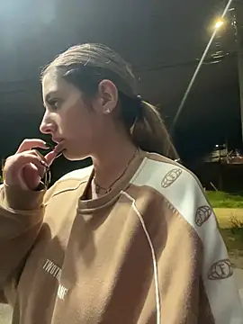 AliceTeenager___'s cam snapshot