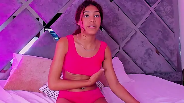 luciagray1's cam snapshot