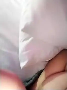 MORYBANIKA live sex cam