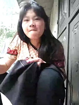 Baby_flower_1's cam snapshot